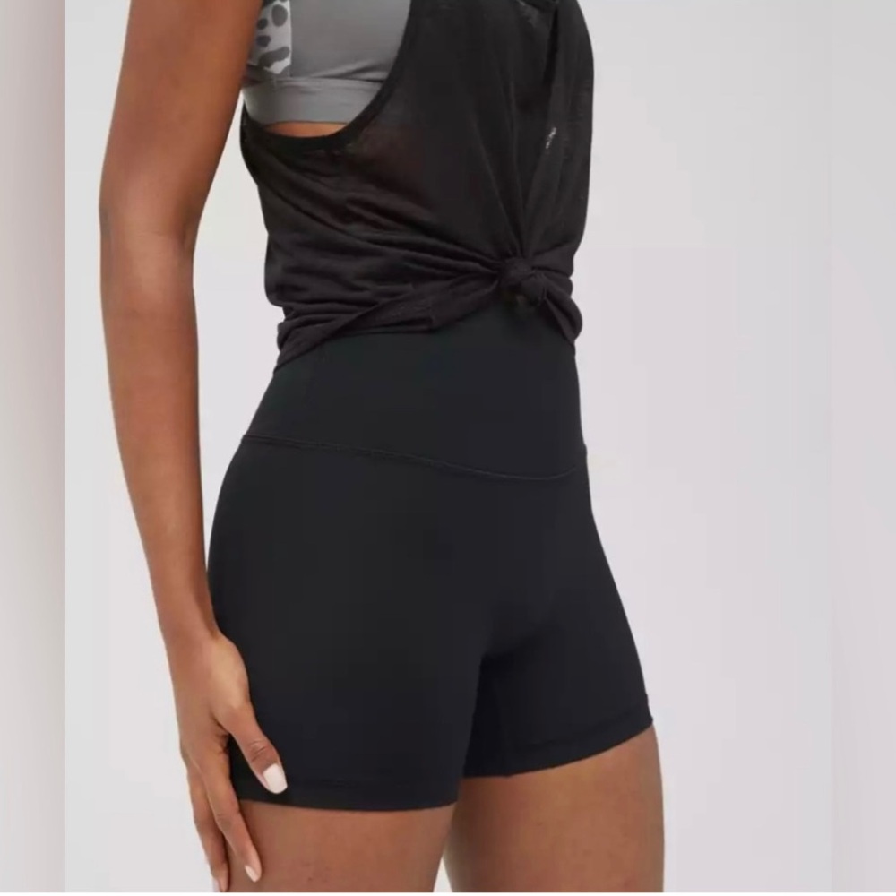 Aerie Shortie Biker Shorts Size M
